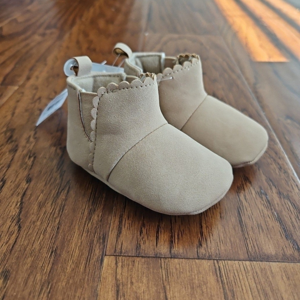 NEW Carter's Size 2 3-6 Months Tan Suede Boots Baby Girl Soft Sole Fall Winter